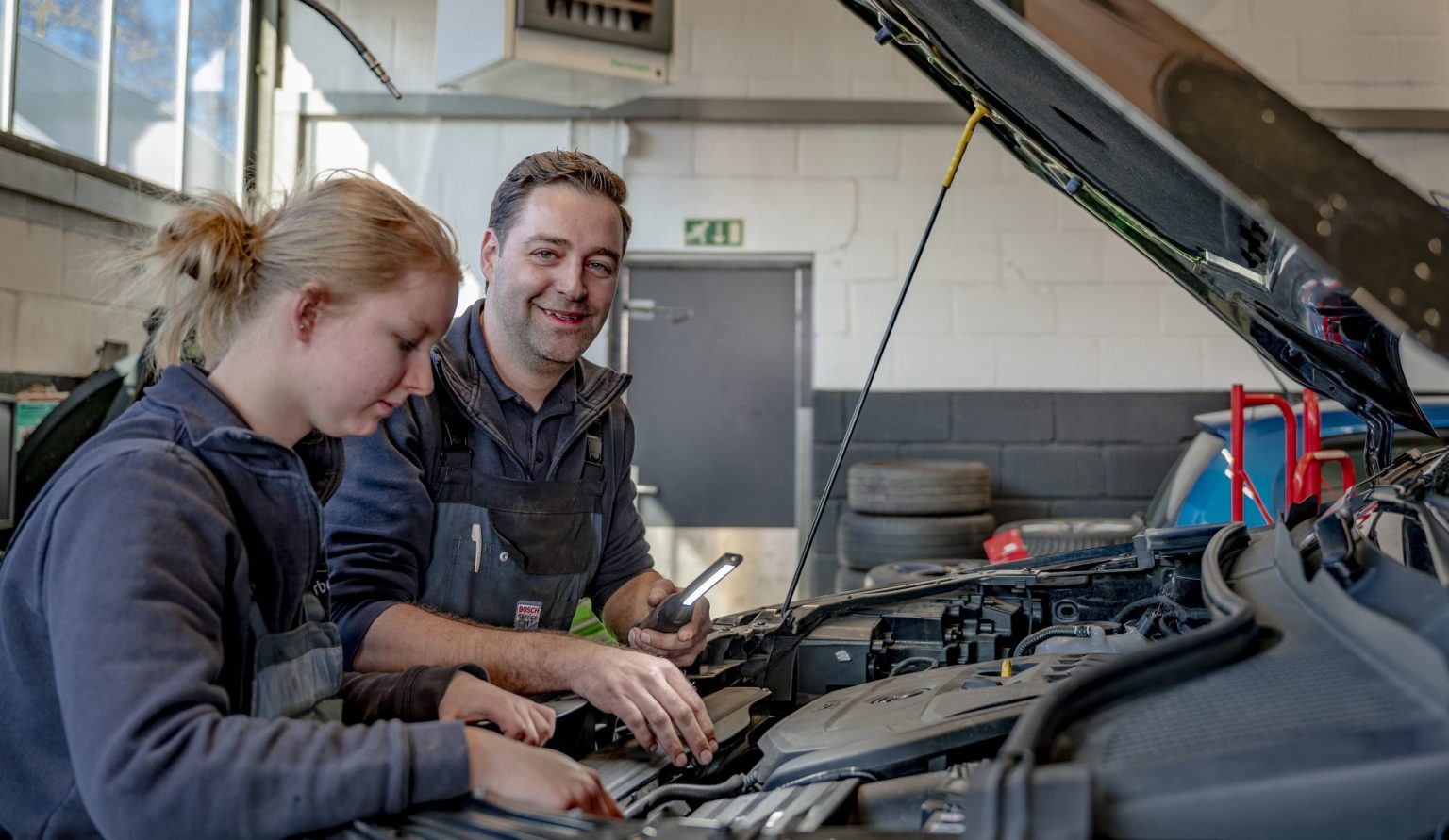 Aan het werk bij autoVerbeek